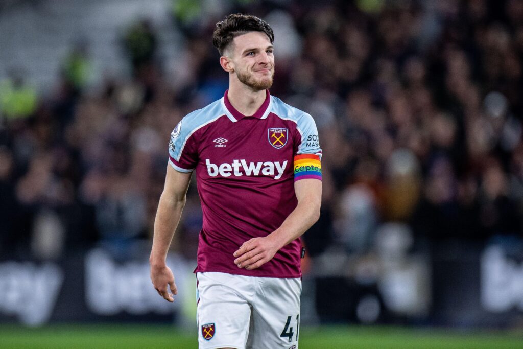 Manchester United Willing To Break Transfer Record For $156M Midfielder
