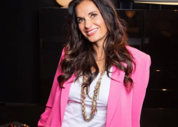 Business person Amanda Bonell Has The Plan To Grow Your Business To 7 Figure Mark