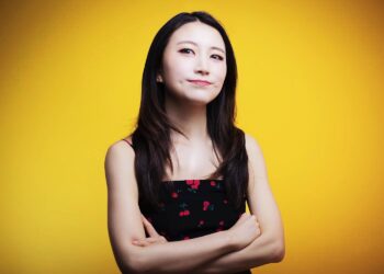 “Lizzi Lee: A Pioneer in Fostering Positive Social Change Through Technology”