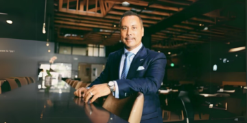 Inside Art Lewin’s World: The Craftsmanship Behind Southern California’s Leading Bespoke Tailor