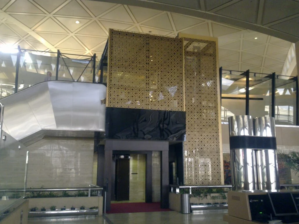 Houthi-claimed missile strike hits Riyadh airport as airlines suspend Saudi flights